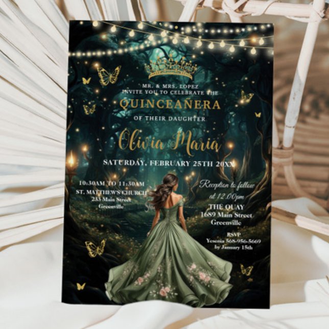 Convites Sage Florestal Encantada Vestido Verde Quinceañera (enchanted forest starry night sage green dress brunette girl quinceanera invitation cards download)