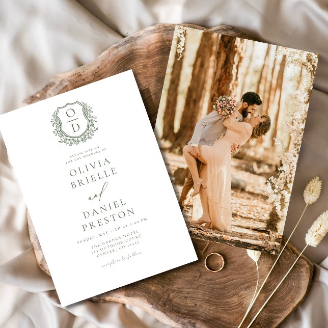 Convites Sage Green Elegant Floral Crest Monograma Casament (Criador carregado)