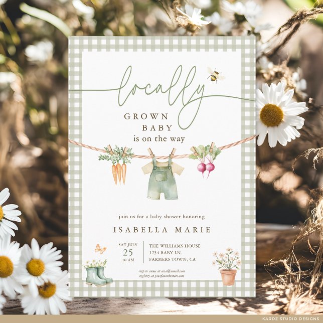 Convites Sage Verde Churrasco de Babyshower Localmente Cult (The front of the baby shower invite is shown at a 5x7-inch size. Choose paper, + corner style.)