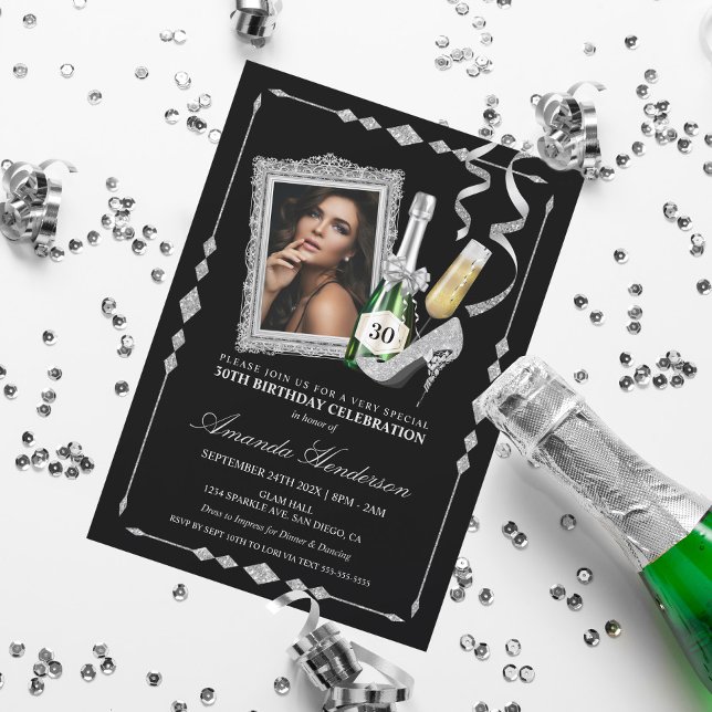 Convites Saltos Altos Prateados e Champanhe Aniversário de  (Criador carregado)