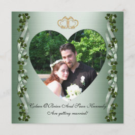 Convites Salve a data do casamento irlandês com os shamrock