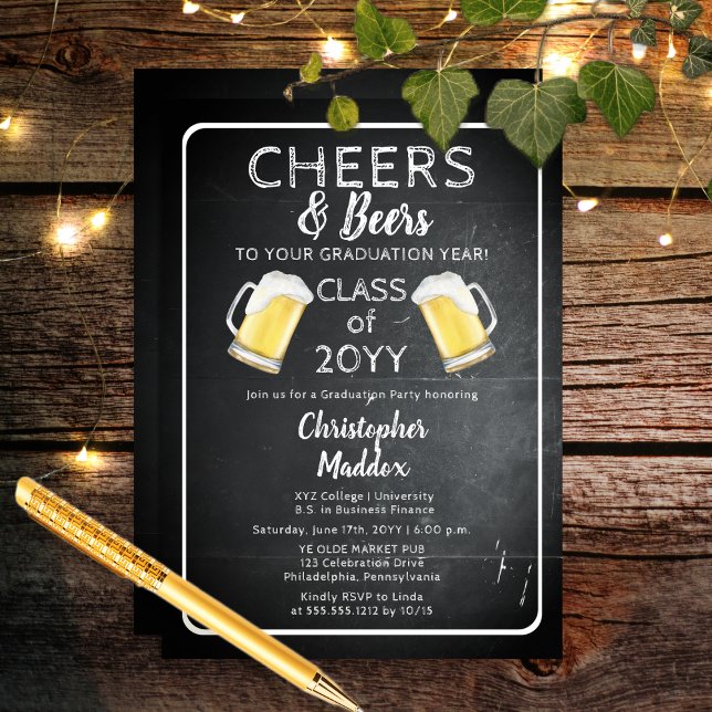 Convites Saúde e Cervejas à sua festa de graduação (Rustic Cheers and Beers To Your Graduation Year Party Invitation - Print | Download)