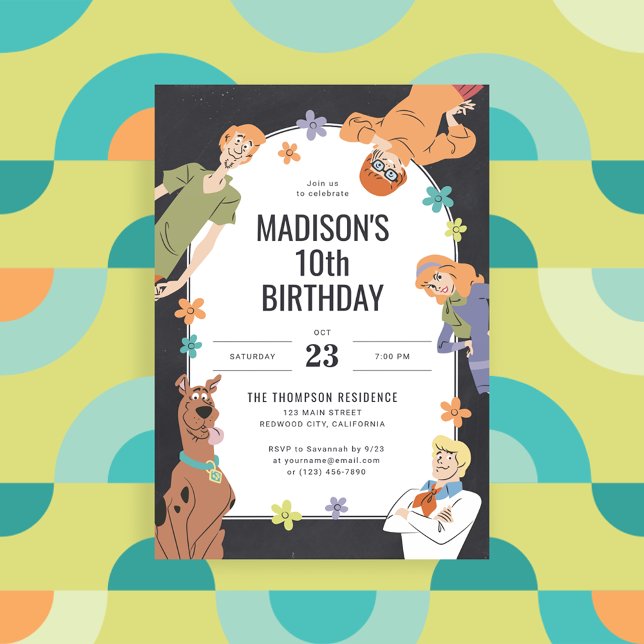 Convites Scooby-Doo Caracteres Groovy Chalkboard Birthday (Invitation on background)