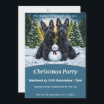 Convites Scottish Terriers and Snowman Christmas Party<br><div class="desc">Ponha o tom para uma comemoração festiva com este encantador convite, com dois adoráveis Terriers Escoceses numa cena de inverno nevado. O par lúdico senta-se ao lado de um bonitinho bonitão, com o sol a pôr-se atrás de árvores cobertas de neve e a lançar um ouro a brilhar sobre a...</div>