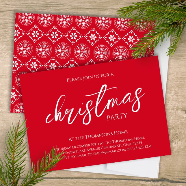 Convites Script de Caligrafia de Natal com Padrão de Floco  (Christmas holiday party red and white snowflake pattern and stylish calligraphy invitation. )