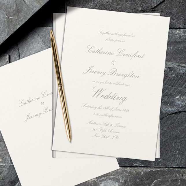 Convites Script de Casamento Clássico de Linn Branco-Branca (Classic Creamy White Linen Wedding Script Invitation. Classic elegance and timeless.)