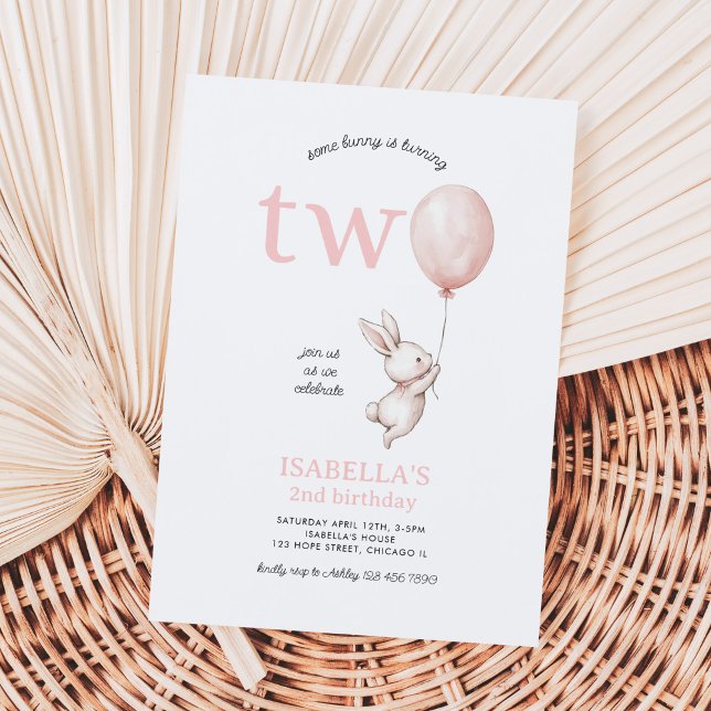 Convites Segundo aniversário de Rapariga de Coelho Rosa-Ros (Some Bunny Turning Two 2nd Birthday Invitation)