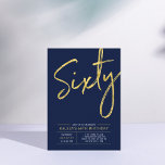 Convites Sessenta | Dourada moderna e azul 60.a Festa de an<br><div class="desc">Celebre seu dia especial com este simples na moda 60º convite de aniversário. Este design apresenta um script de pincel "Sessenta" com um layout limpo na combinação de cores azul e ouro do marinho. Há mais designs e suprimentos de festas disponíveis no meu compro,  BaraBomDesign.</div>