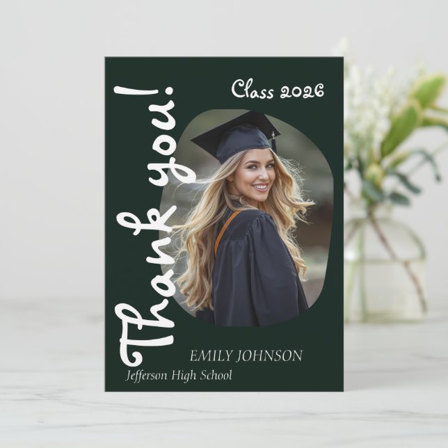 Convites She Did It! Modern Photo Graduation Thank You Card (Em pé/Frente)
