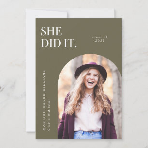 Convites She Did It Olive Arch Graduation Announcement