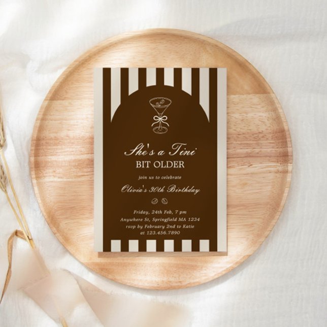 Convites She's A Tini Bit Older Coffee Martini Birthday (Criador carregado)