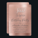 Convites Shhh! Festa de aniversário Dourada Surpresa<br><div class="desc">Shhh! Surpresa Rosa de Festa de aniversário Dourada Faux Malta Metálica Polida Com Folha Metálica Lente Rosa, Chamadas de Aniversário. Os Convites de festas de aniversários Modern e Chic Surprise usam o popular ouro rosa-rosa e a tipografia manuscrita e são perfeitos para convidar convidados para uma Festa de aniversário Surpresa....</div>