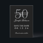 Convites Silver Black 50th Birthday Guarde a Data<br><div class="desc">Design de "50ª Festa de aniversário" elegante com script de tipografia formal,  nome personalizado e texto detalhado. Fácil de usar e fácil de personalizar. Faça o pedido hoje!</div>