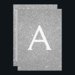 Convites Silver Sparkle Glitter Doce Dezesseis Aniversário<br><div class="desc">Silver Sparkle Glitter Doce Dezesseis Monogramas Nome e Convite de aniversário Inicial. Este convite é perfeito para a Festa de aniversário Silver Sparkle Glitter Sweet 16 que está a tentar celebrar em Silver.</div>