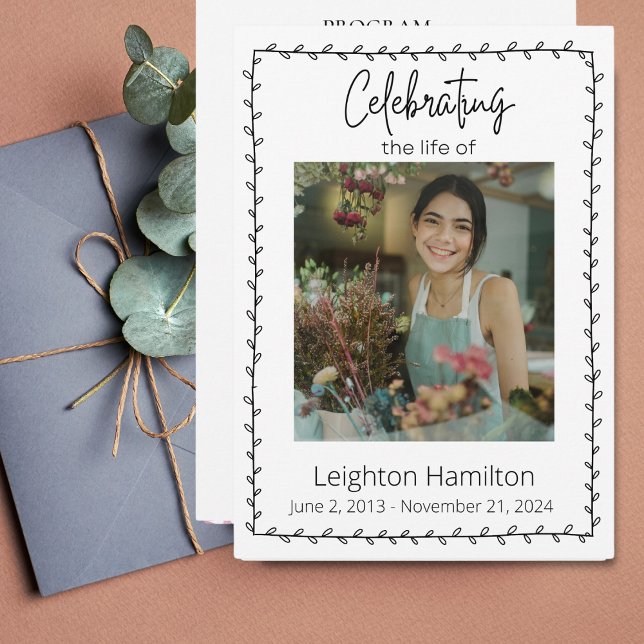 Convites Simples Folha Celebração Funeral do Programa Life (Criador carregado)