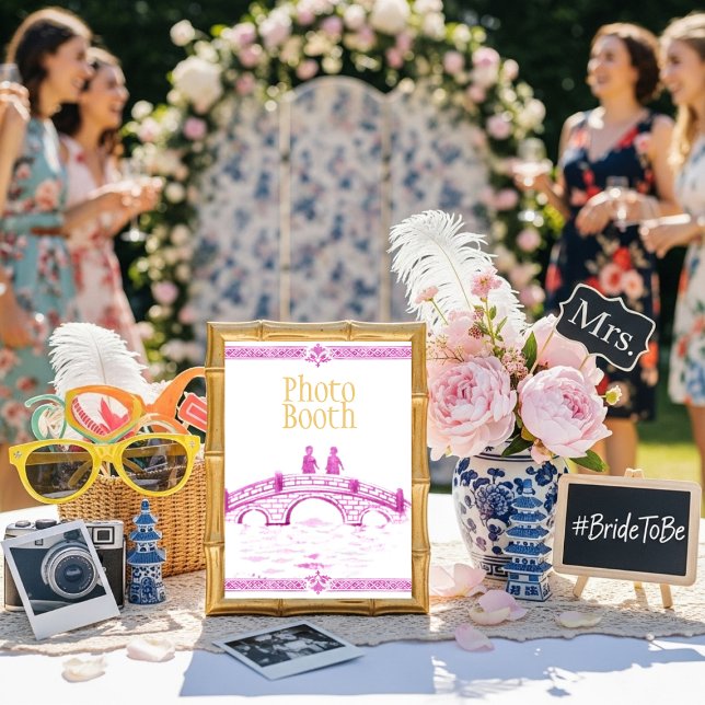 Convites Sinal de cabine de fotos da Ponte Elegante Rosa (Pink Elegant Bridge Photo Booth Sign)