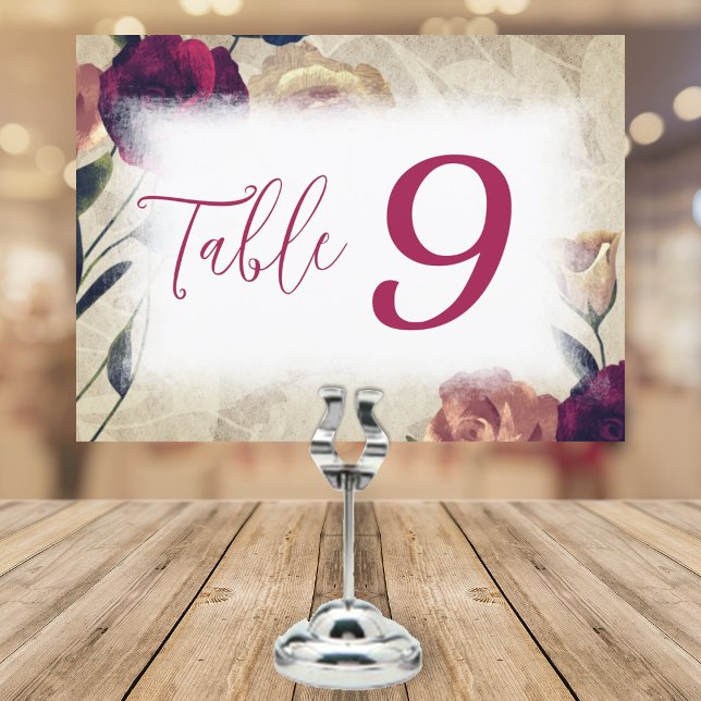 Convites Sinal de Número de Tabela de Casamento de Rosas Bu (wedding reception table number sign, burgundy calligraphy script, red, beige, teal roses)