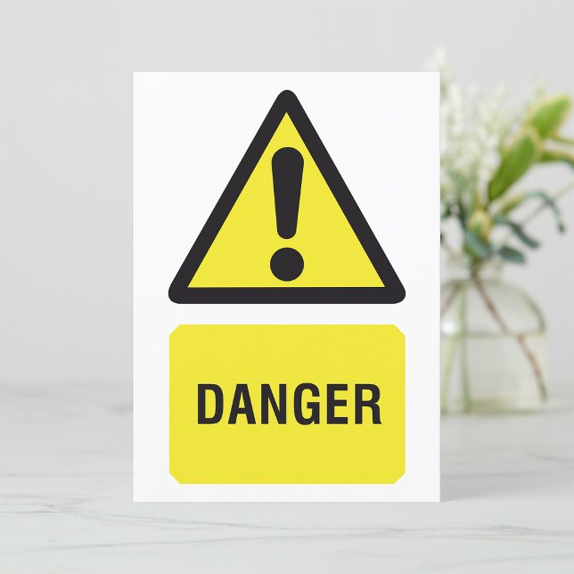 Convites Sinal de perigo amarelo (Criador carregado)