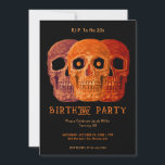 Convites Skull Funny Orange Gothic Birthday RIP para seus 2<br><div class="desc">Cabeça de crânio engraçada em laranja preto estilo pop de arte preto no Halloween Festa de aniversário RIP Para seus convites de cartas chatas dos 20 anos. Divertido,  aniversário de 30 anos assustador. Três crânios design com olhos paternais. Trendy,  única,  assustadora,  inspirada moderna. Imagem copyright Marg Seregelyi Fotografia.</div>