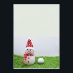 Convites Snowman e bola de golfe no Natal de grama verde<br><div class="desc">Snowman e bola de golfe sobre a grama verde Convite para o Natal</div>