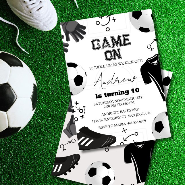 Convites Soccer Boy Birthday Party (Soccer birthday invitation with bold “Game On” text and sporty design.)
