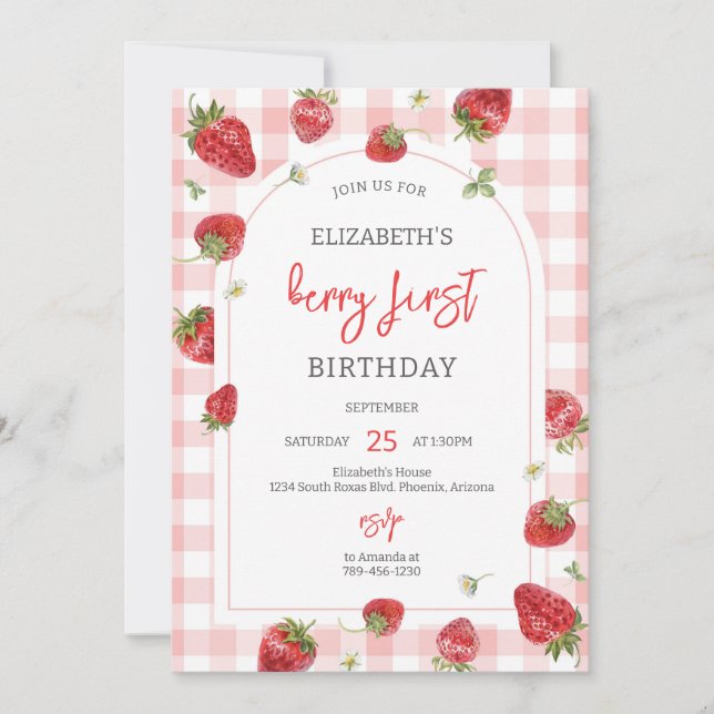 Convites Strawberry Berry First 1st Birthday Invitation (Frente)