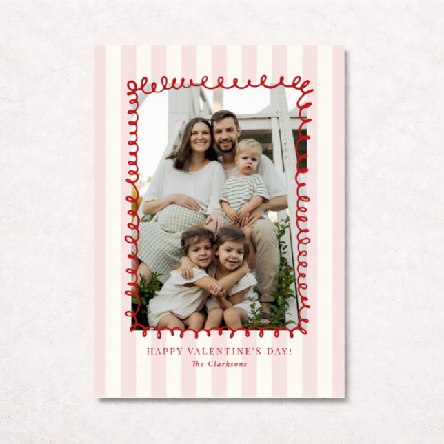 Convites Striped Whimsical Red Frame Valentine’s Day CARD (Criador carregado)
