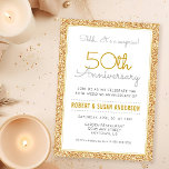 Convites Surpresa 50º aniversário de casamento Faux Glitter<br><div class="desc">Este simples mas elegante convite de comemoração de aniversário de casamento da 50ª surpresa apresenta uma borda falsa de ouro. O texto personalizado permite adicionar os detalhes do convite.</div>