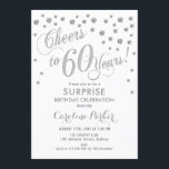 Convites Surpresa 60ª Festa de aniversário - Prateado branc<br><div class="desc">Surpreenda o 60º Convite de aniversário Elegante do design com falso brilho de prata e branco. Possui fonte de script e confetti. Saúde para 60 anos! Me mande mensagem se precisar de uma idade personalizada.</div>