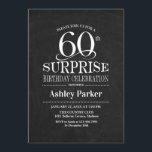 Convites Surpresa 60ª Festa de aniversário - Preto branco<br><div class="desc">60º Convite à Celebração de Aniversário da Rustic Surprise. Design elegante em forma de quadro negro e branco. Apresenta uma fonte elegante de script. Envie-me uma mensagem se precisar de mais personalização.</div>