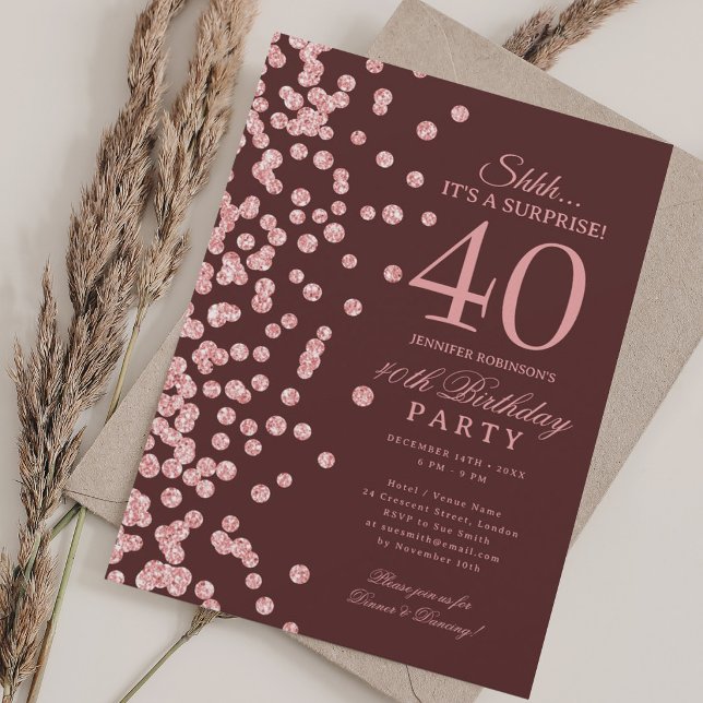 Convites Surpresa de Glitter em Rose Gold para 40º Aniversá (Rose Gold Glitter Surprise 40th Birthday Burgundy Invitation)