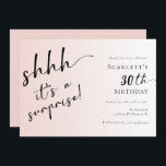 Convites Surpresa Festa de aniversário de 40 anos de 30 de<br><div class="desc">Surpresa 30 de Foto Rosa Blush Moderno 40º Convite de aniversário 50º O convite elegante pode ser editado para ajustado ano festa de aniversário terminando em um "th" como 20,  25,  30,  35º,  40º,  50,  60º.</div>