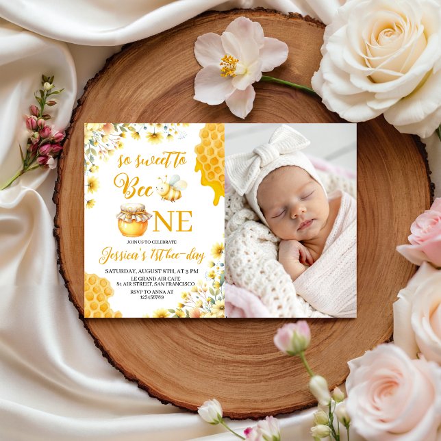 Convites Sweet Bee One Photo 1st Birthday Invite (Criador carregado)