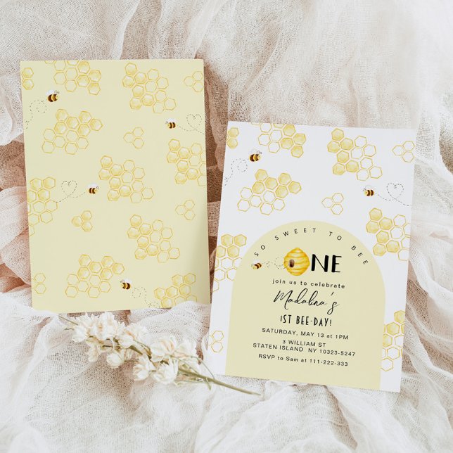 Convites Tão doce de ser um primeiro aniversário de abelha (Criador carregado)