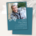 Convites Teal 60th Birthday Photo<br><div class="desc">Foto de moderno macho minimalista e convite de aniversário 60º branco para uma festa de aniversário divertida. A idade pode ser alterada. Este convite é simples e elegante, convite de aniversário para homens e mulheres. A cor de fundo branca e lacrimejante pode ser alterada para qualquer cor de sua escolha...</div>