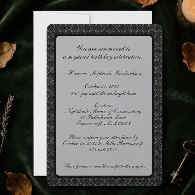 Convites Tema de Festa Onyx Gótico Damasco Temperamental (Onyx gothic damask invitation for mystical birthday celebration.)