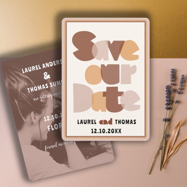 Convites Terracotta da Caligrafia dos anos 70 salva a data (Criador carregado)