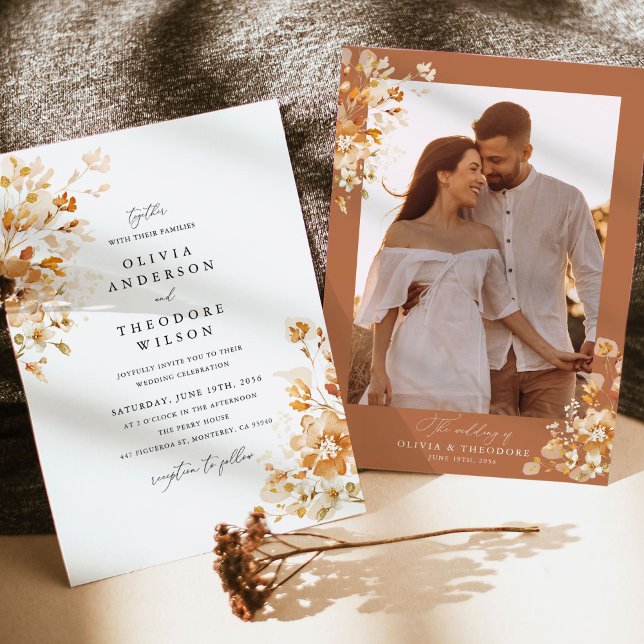 Convites Terracotta Floral Elegant Photo Back Wedding (Terracotta elegant floral wedding invitation photo back with framed couple portrait and gold accents)