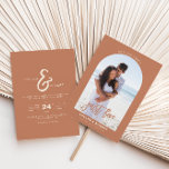 Convites Terracotta Foto Nada Rico Apenas Adora Casamento<br><div class="desc">Esta foto de terracota nada de rico que apenas amar convite para casamento é perfeito para um casamento clássico. O design apresenta uma fonte elegante de caligrafia com uma foto de arco em fundo de terracota. Você pode substituir facilmente a foto atual (espaço reservado) pela sua.</div>