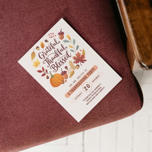 Convites Thankful Grateful Blessed leaf Thanksgiving Fall (Thankful Grateful Blessed leaf Thanksgiving Fall Invitation funny quote give thanks wreath autumn )