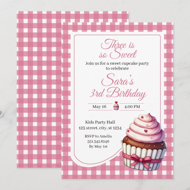 Convites Three Sweet Pink Cupcake Girl 3rd Birthday Party (Frente/Verso)