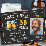 Convites Ticket Men Rustic aniversário de 30 anos<br><div class="desc">Procurando ideias aniversário de 30 anos para homens? Estes convites de festas de aniversários rústicos com um tema de festa da cerveja, com uma ilustração de duas canecas de cerveja, o título "Cheers and Beers", um quadro de ingresso e um modelo de foto, são apenas o bilhete para celebrar seu...</div>