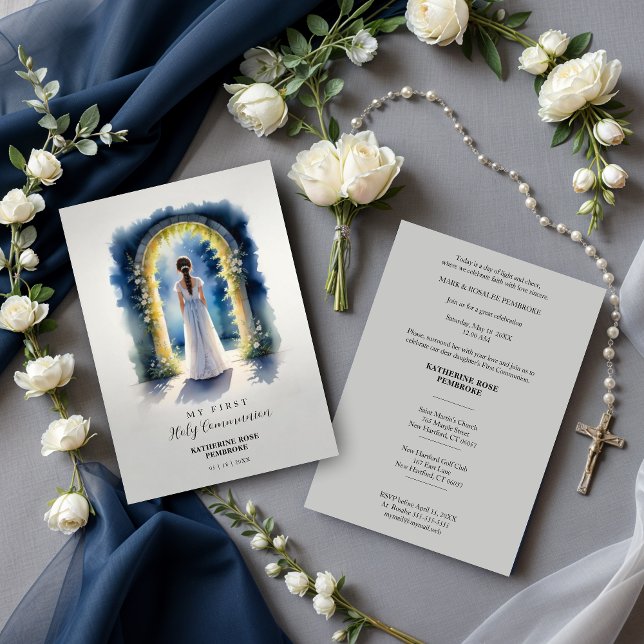 Convites Timeless Holy First Communion Nice Girl  (Timeless Holy First Communion Nice Girl on a Romantic Garden with Classic Arch Invitations Cards. )