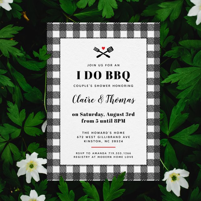 Convites Toalha Xadrez Preto e Branco para Piquenique Eu Fa (black and white gingham plaid country I Do BBQ wedding party invitation )