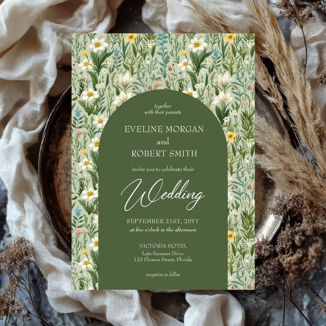 Convites Trendy Boho primavera flores silvestres arco verde (watercolor boho spring wild flowers green arch wedding invitation)