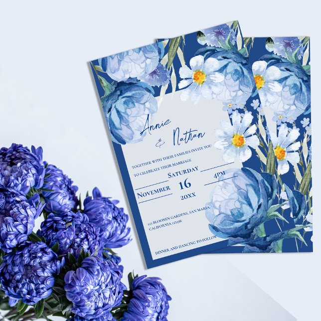 Convites Trendy Floral Weders Bonito Chic Trendy (Chic Pretty Blue Flowers Trendy Floral Wedding Invitation)