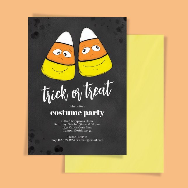 Convites Trilha Laranja ou Festa de Dia das Bruxas de Milho (Cute Halloween costume party invitation with whimsical candy corn.)