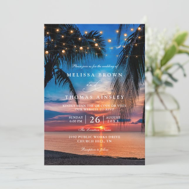 Convites Tropical Sunset String Lights Palm QR Code Wedding (Em pé/Frente)