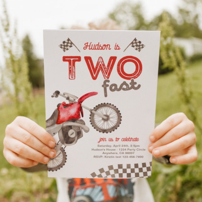 Convites Two Fast Red Dirt Bike Invitation (Criador carregado)