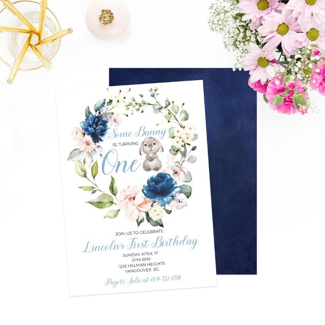 Convites Um coelhinho está virando o primeiro aniversário d (Criador carregado)